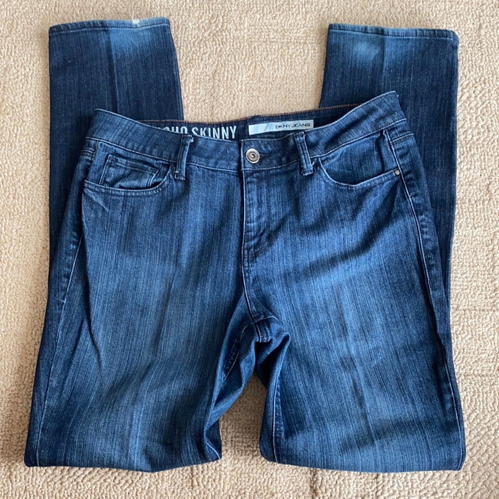 Women’s DKNY Blue Jeans in Great Condition! Size 12
